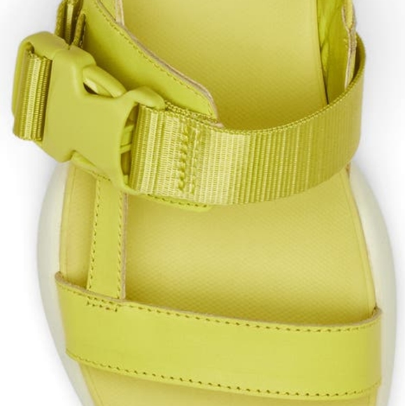 Sorel Sandals - Picture 8 of 16